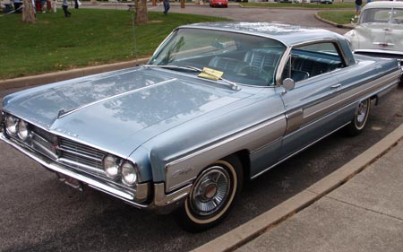 Oldsmobile Starfire